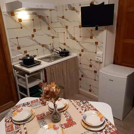 Πανσιόν La Gioia 3*